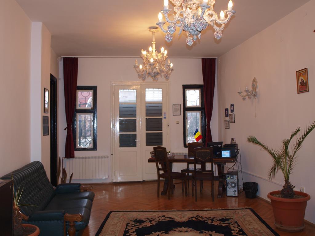 Mosaico Alfetta Hostel Тімішоара Екстер'єр фото