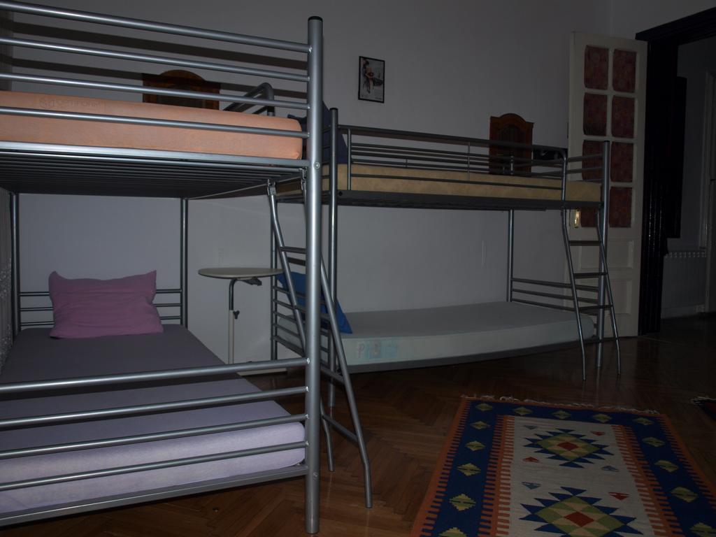 Mosaico Alfetta Hostel Тімішоара Екстер'єр фото