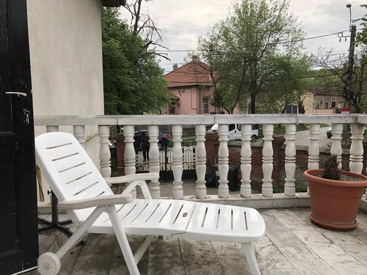 Mosaico Alfetta Hostel Тімішоара Екстер'єр фото