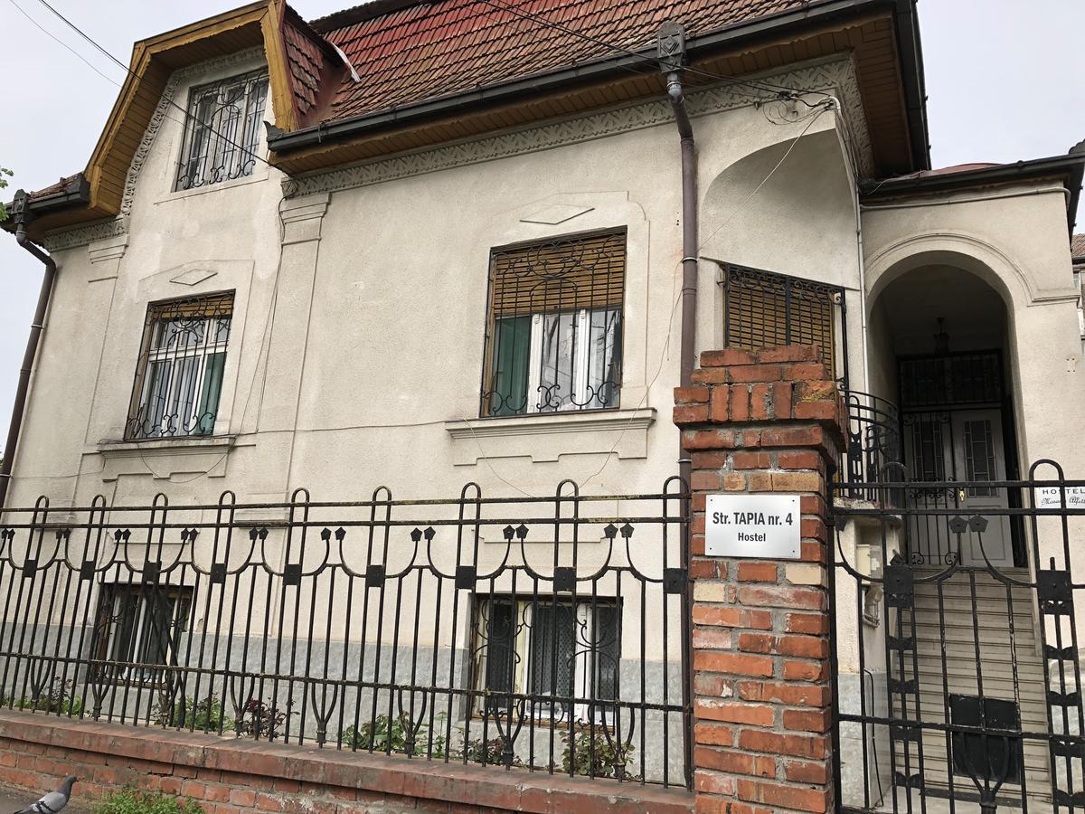 Mosaico Alfetta Hostel Тімішоара Екстер'єр фото